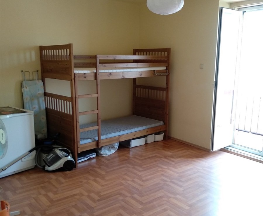 La deuxième chambre du bien A1959, île de Pag, Croatie.