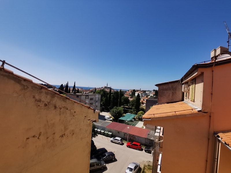 Appartement avec vue sur la ville et la mer à Rovinj, Istrie - Panorama Scouting.