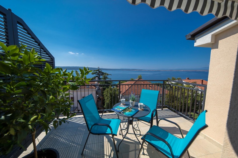 Appartements sous les combles près de la mer en Croatie à vendre - Panorama Scouting Immobilier.