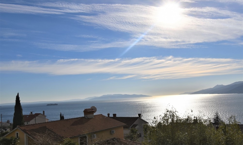 Vue mer panoramique sur le Golfe du Kvarner depuis Matulji