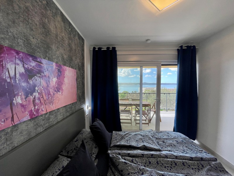 Chambre avec terrasse et vue mer