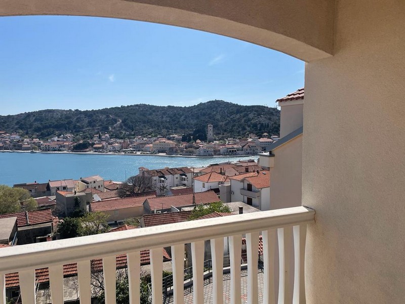 Vue mer depuis la terrasse de l'appartement A2803 en Croatie - Panorama Scouting.