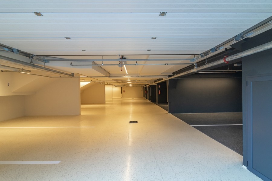 Appartement avec parking souterrain pieds dans l'eau à vendre à Opatija
