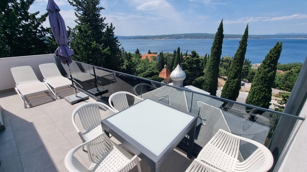 Penthouse chic à Crikvenica, golfe du Kvarner. Panorama Scouting