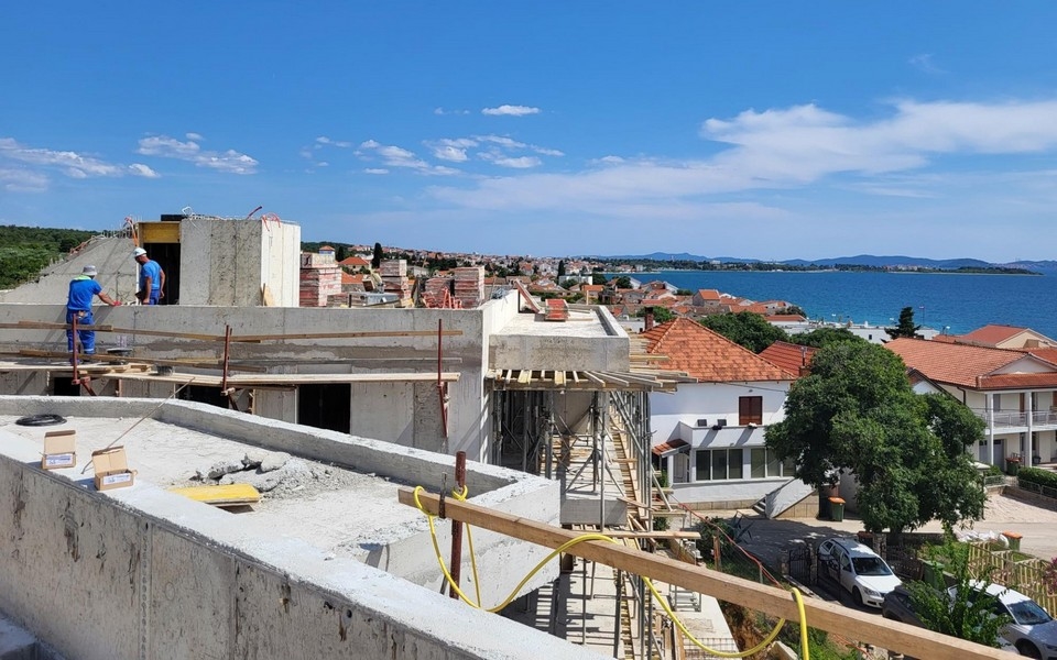 Bel appartement avec superbe panorama dans un quartier de premier ordre de Zadar