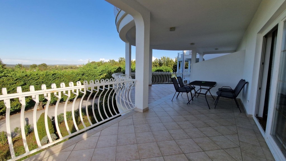 Appartements bien entretenus avec belle vue à Porec - biens immobiliers Croatie