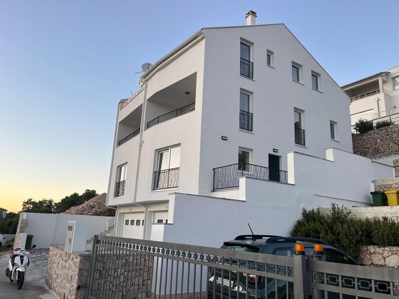 Vue depuis un appartement en construction, proximité de la mer à Tisno, acheter en Croatie