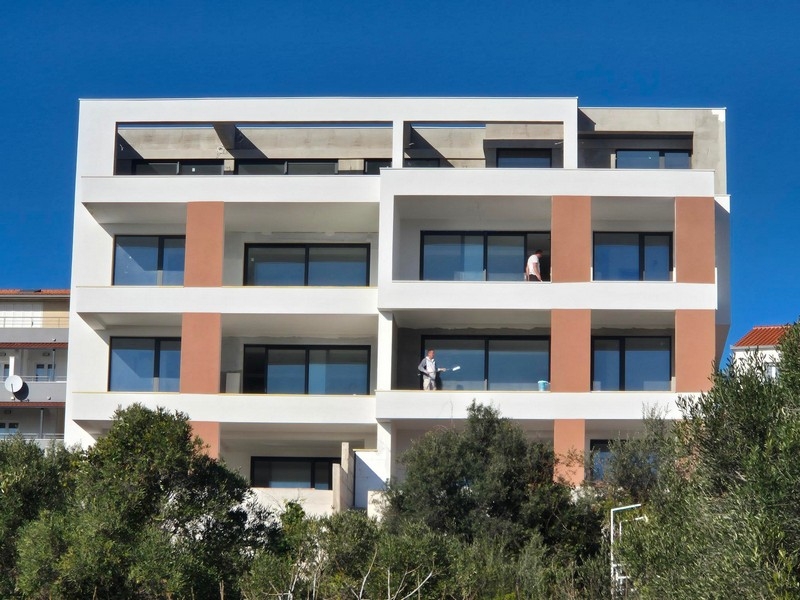 Construction neuve avec appartements et vue mer à Primosten, Dalmatie