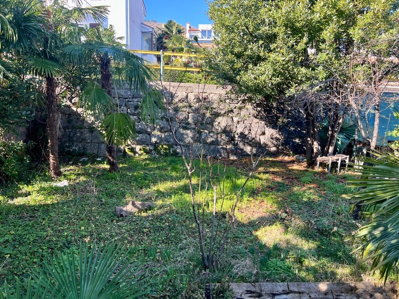 Jardin de l'appartement A3373, à vendre près du centre d'Opatija.