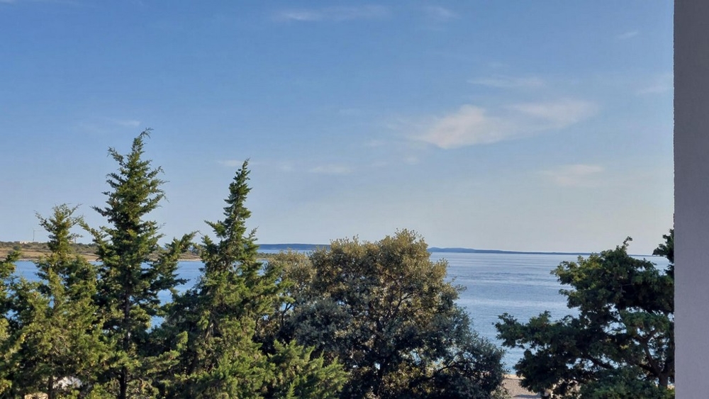 Appartement moderne à vendre en Croatie dans le village de Novalja.