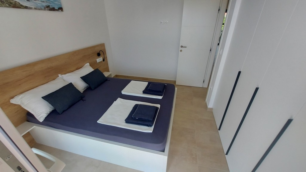La deuxième chambre.