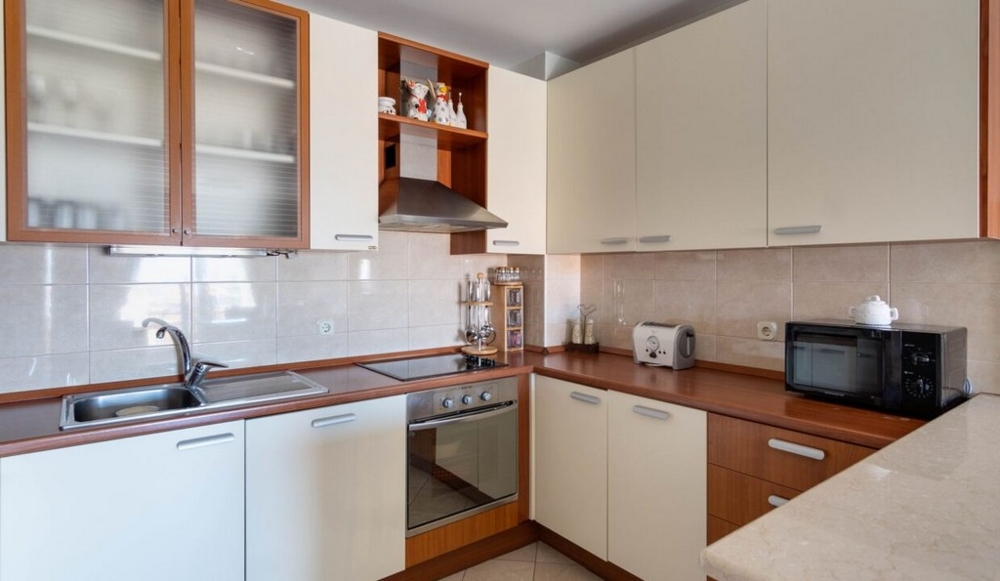 Cuisine spacieuse du bien A3462 en Croatie.