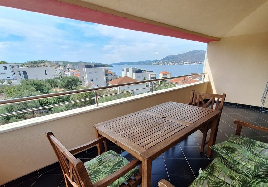 Appartement à vendre sur l'île de Ciovo en Croatie - Panorama Scouting A3507.