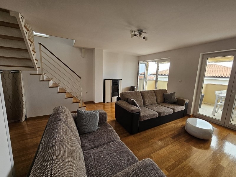 Appartement meublé à Malinska, Croatie, à vendre - Panorama Scouting.