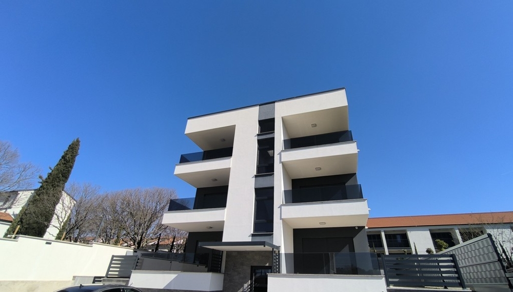 Immeuble neuf - appartement à vendre à Sv. Filip i Jakov près de Biograd na Moru, Croatie.