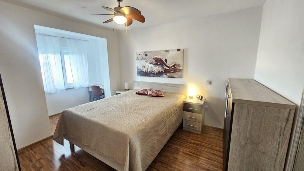 Chambre avec lit double