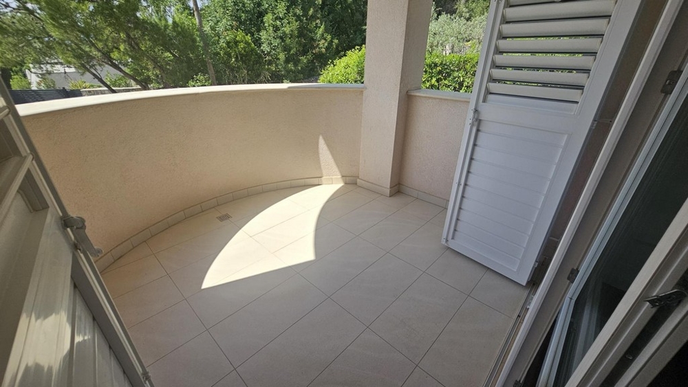 Balcon de l'appartement A3658, à vendre sur l'île de Krk.