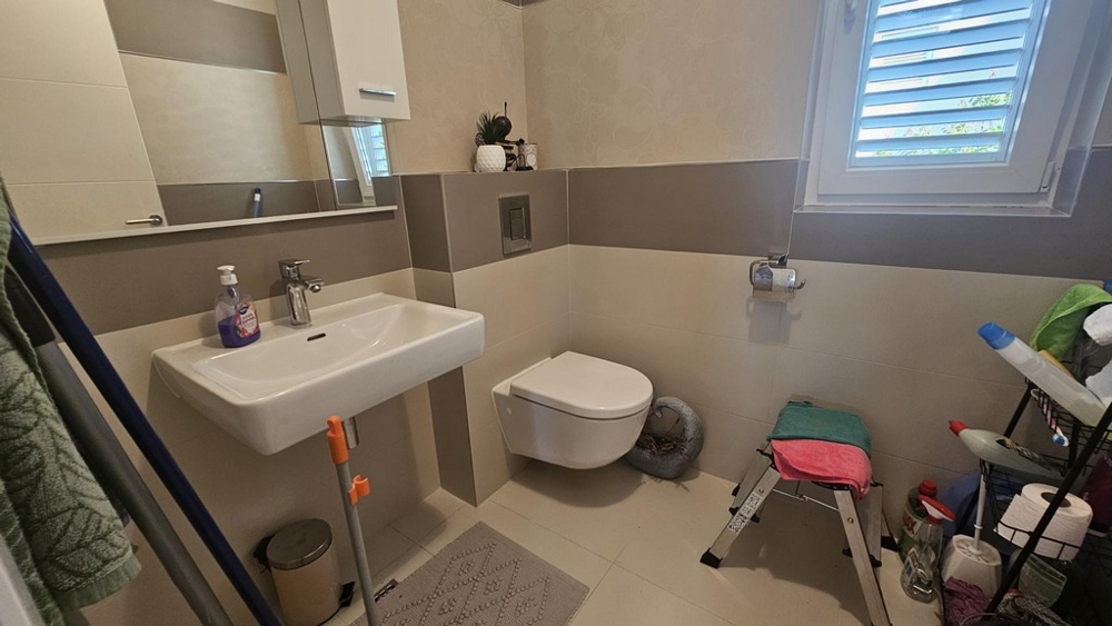 WC invités avec fenêtre