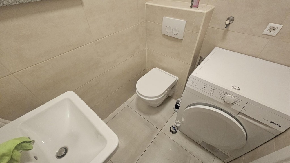 WC invités avec lave-linge