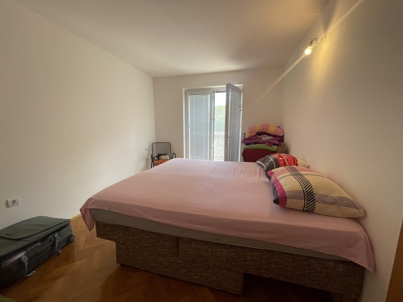 Chambre avec accès au balcon