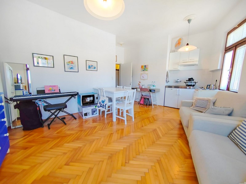 Appartement attrayant dans le centre-ville de Rovinj en Istrie à vendre.