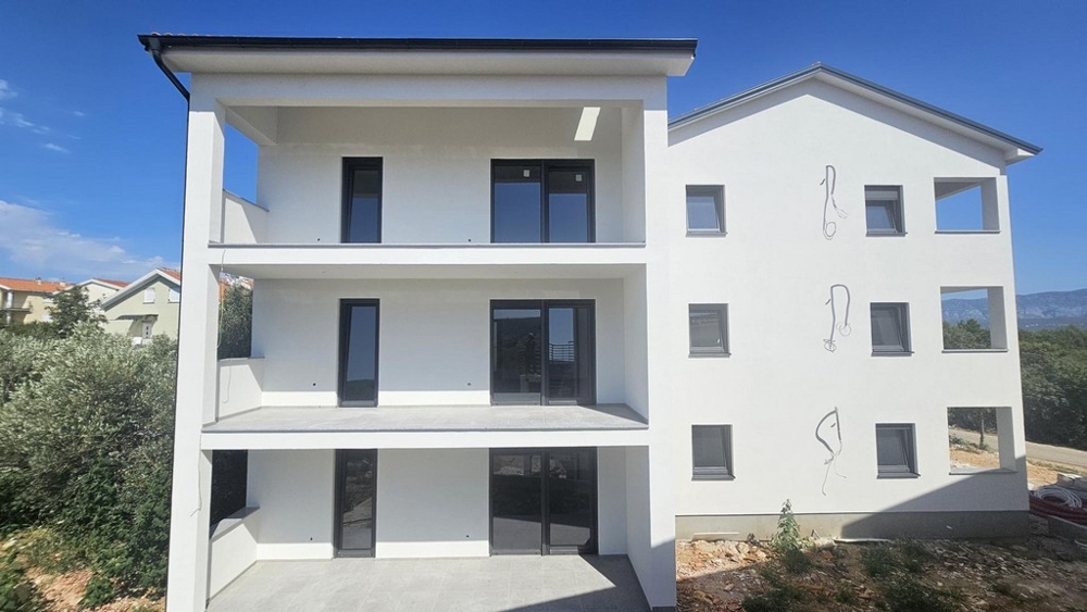 Bien sur l'île de Krk - appartement neuf A3724.