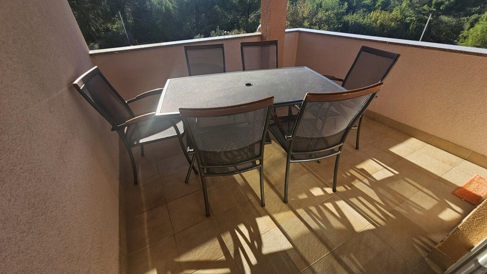 Terrasse du bien A3747 de Panorama Scouting Croatie.