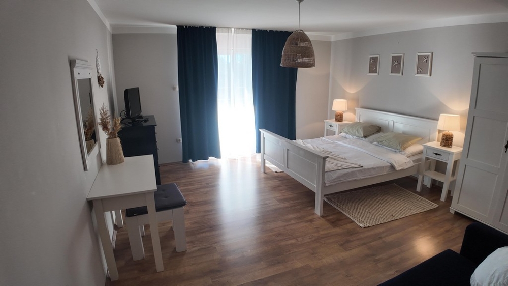 La deuxième chambre.