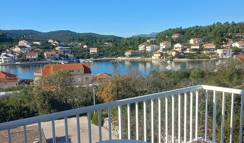 Vue mer depuis le balcon de l'appartement A3805.
