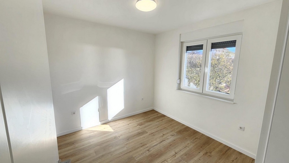 Autre chambre avec parquet