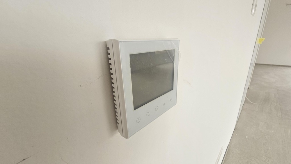 Thermostat numérique pour le chauffage au sol