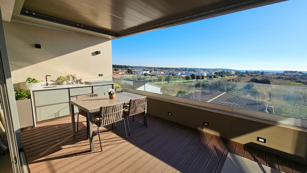 Appartement moderne avec vue mer à vendre à Novigrad, Istrie.