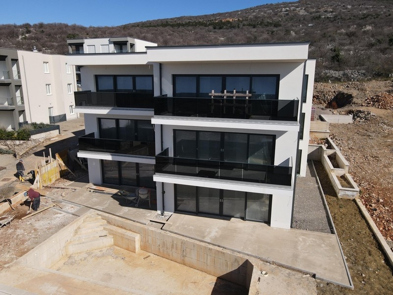 Appartement neuf à vendre près de Novi Vinodolski en Croatie