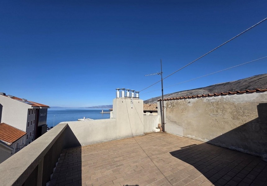 Toit-terrasse avec vue mer - appartement A3884 à Senj.