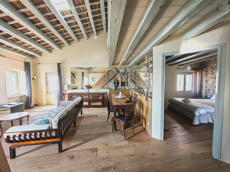 Charmant appartement sous les combles au charme croate.