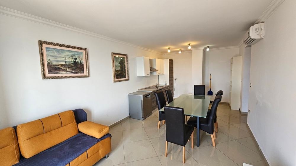 Séjour climatisé de l'appartement A3894, à vendre en Istrie.