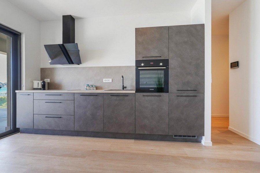 Cuisine équipée haut de gamme dans un appartement de luxe en Croatie