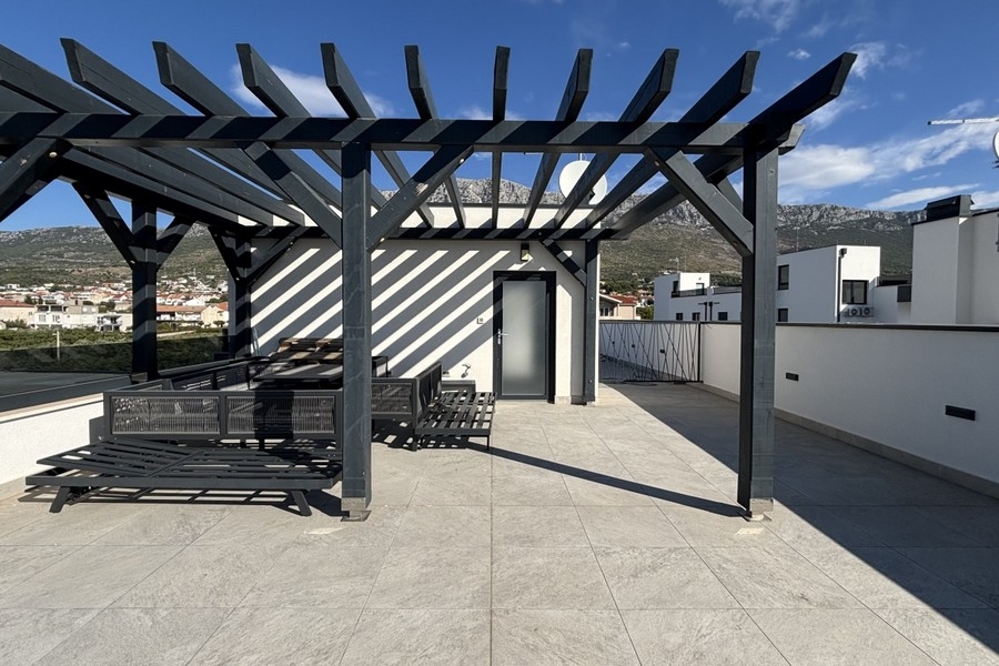 Toit-terrasse du bien A3907 en Croatie.