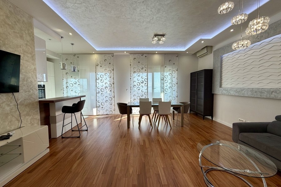 Vaste appartement à vendre à Split, Dalmatie.