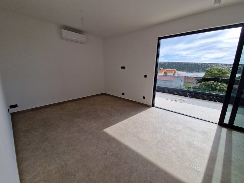 Chambre dans un appartement neuf moderne