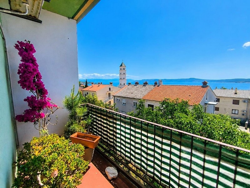 Balcon avec vue mer en Croatie