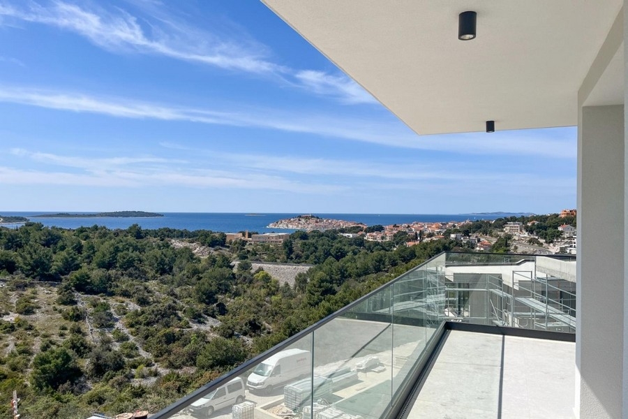 Terrasse avec vue mer sur Primosten