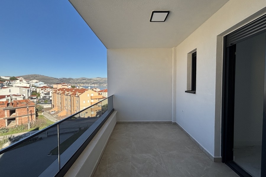Terrasse avec vue sur les environs