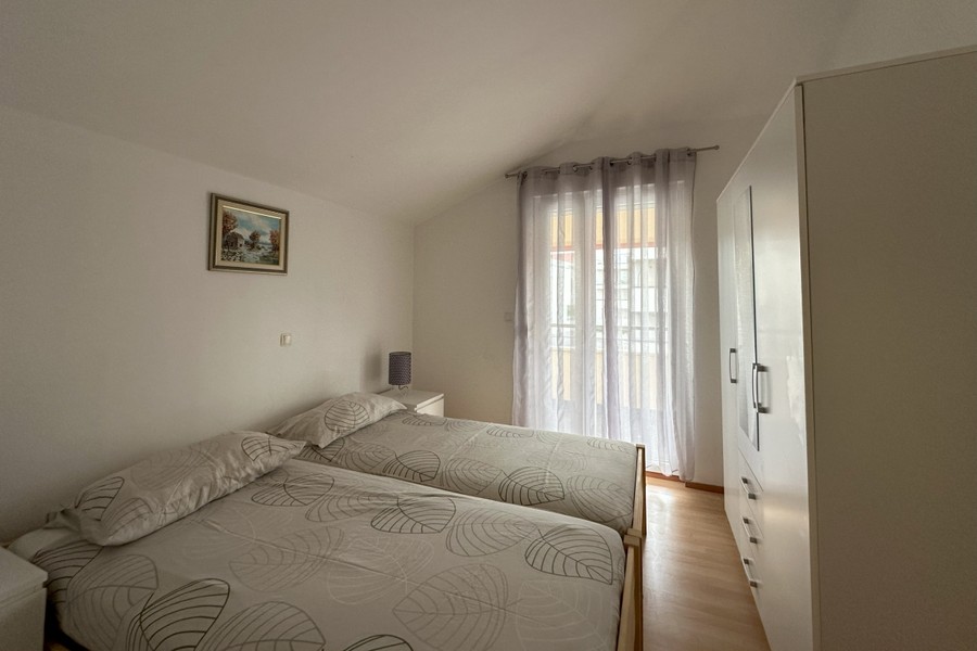 Chambre avec lit double