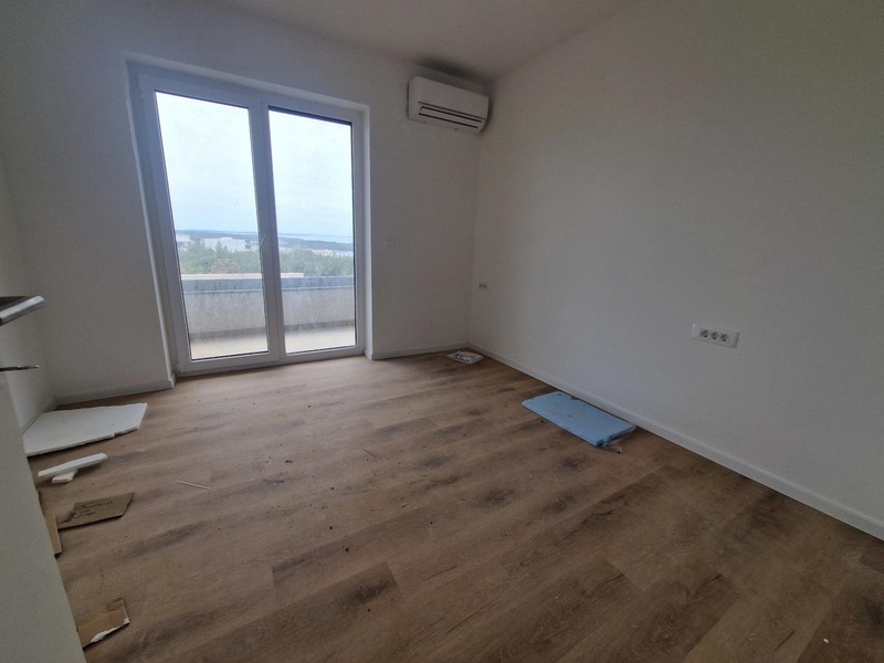 Chambre avec accès à la terrasse et vue mer