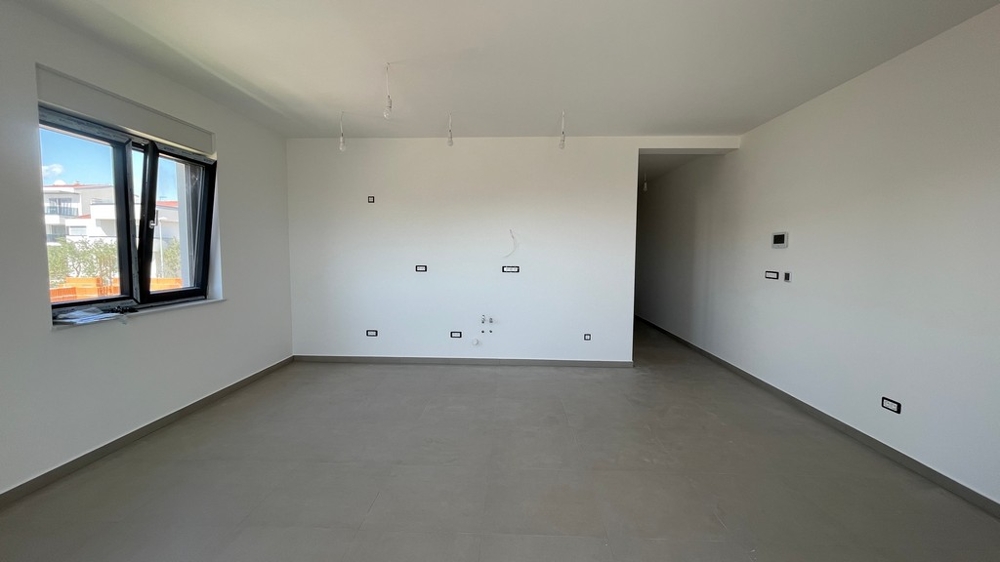 Séjour de l'appartement neuf à Vodice
