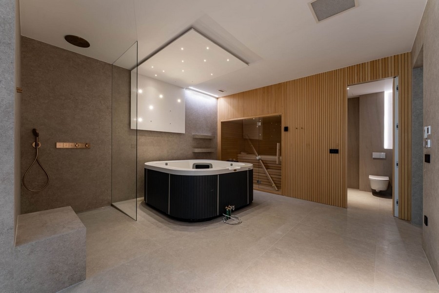 Espace bien-être avec jacuzzi et sauna