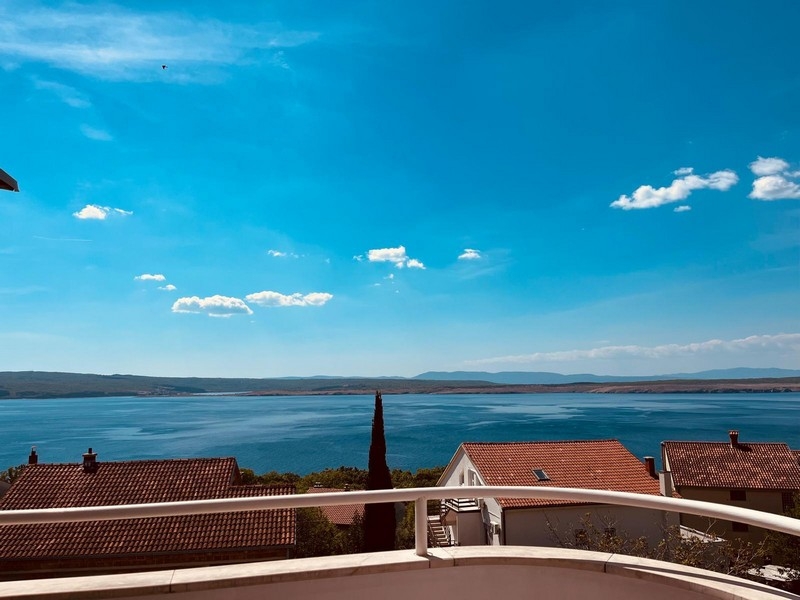Appartement en duplex avec vue mer à Dramalj près de Crikvenica