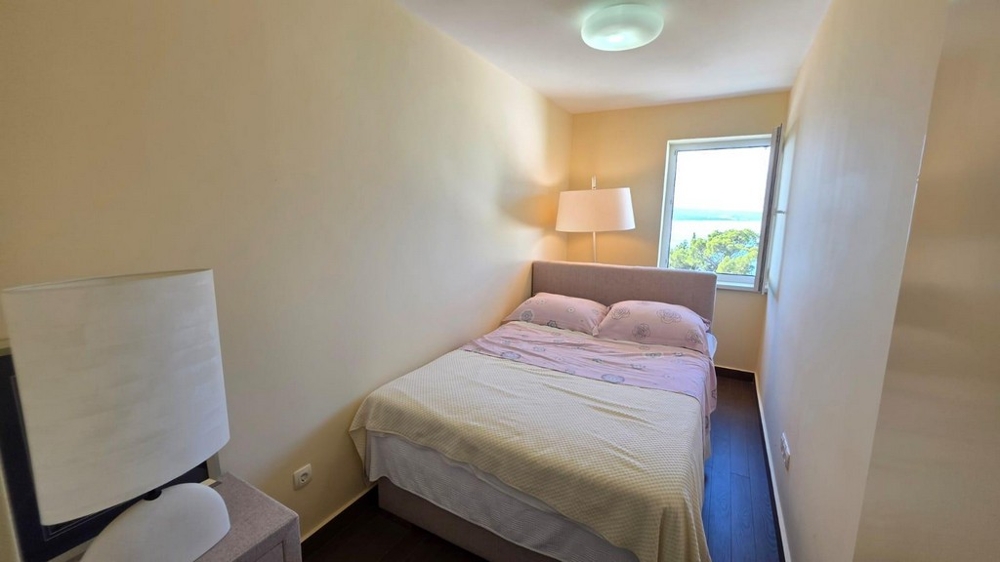 Chambre avec lit double