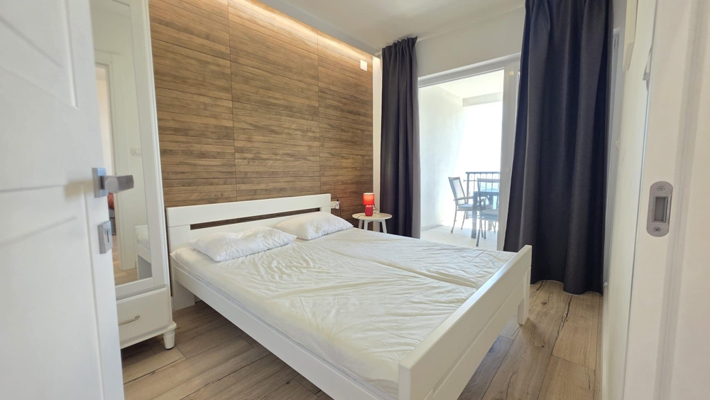 Chambre avec lit double
